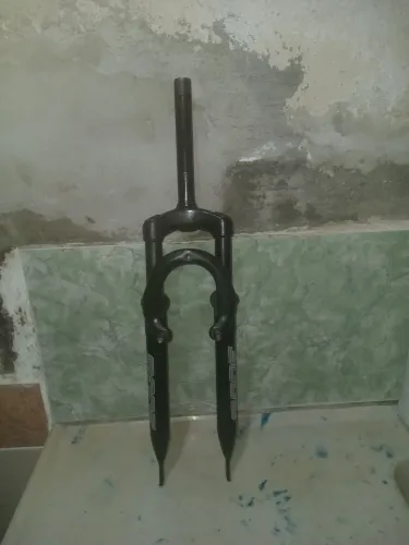 GARFO SUSPENSÃO STANDARD USADO 26