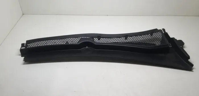 Grade Churrasqueira Lado Direito Peugeot 208 2014/2019