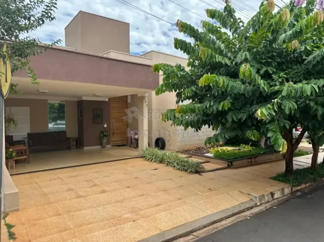 Excelente Casa em Condomínio para Venda - 3 Dormitórios / Residencial Alta Vista