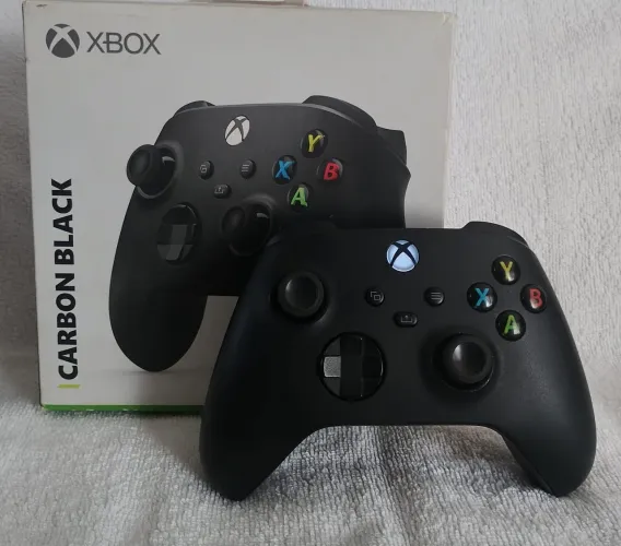 Controle Xbox Series S/X Carbon Black