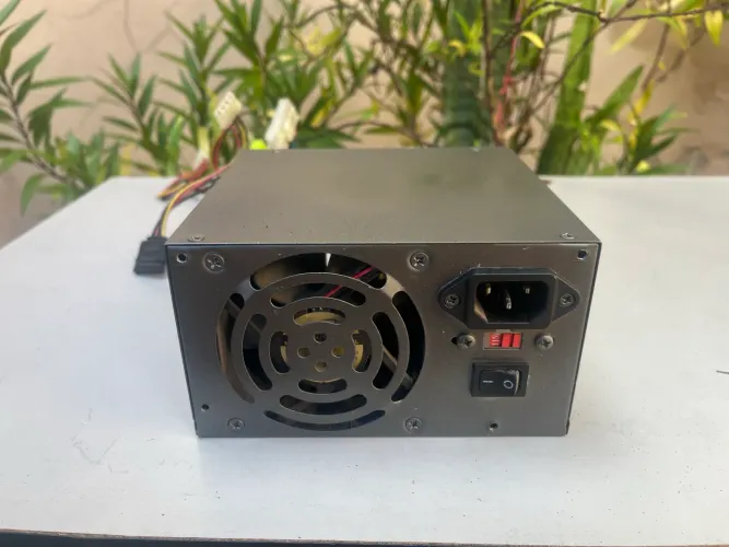 Fonte de alimentação ATX 450W para Computador ou para Som Automotivo