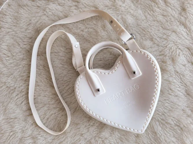Bolsa Melissa Heart Bag Feminina Coração Branca Original com Alça Transversal