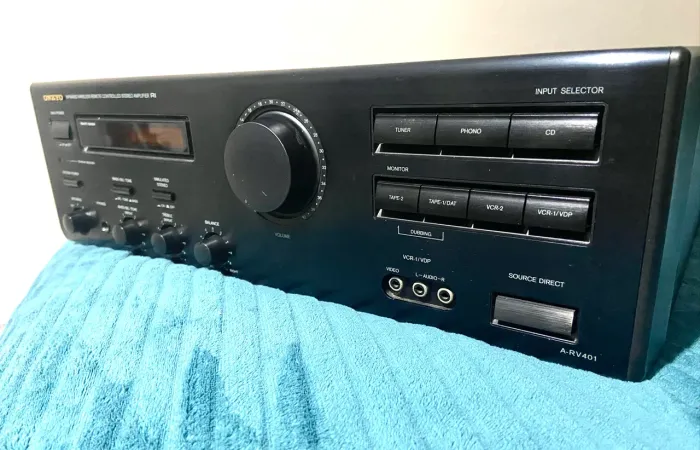 Amplificador Stereo Onkyo - A-RV401 Hi-Fi 100W RMS por Canal