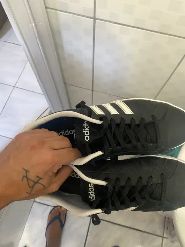 Tênis Adidas vs Advantage