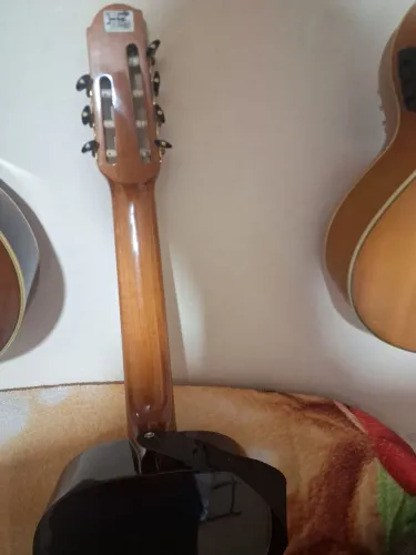 Violão 7 cordas Rozini em jacarandá e captação Fishman
