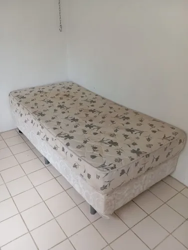 Cama box solteirão 