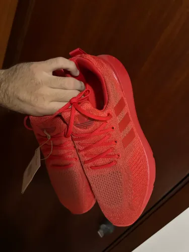 Tenis adidas