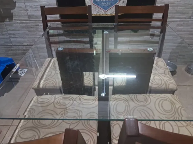 Mesa 4 cadeiras