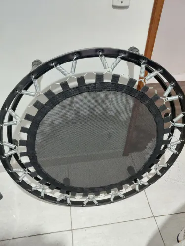 Mini trampolim