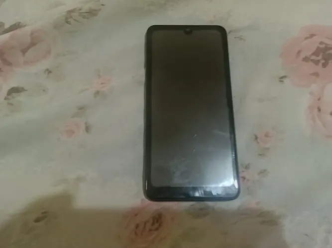 Celular positivo velho