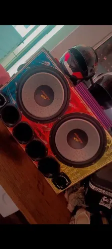 VENDO SOM AUTOMOTIVO