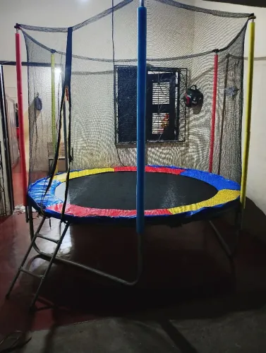 Aluguel de pula pula médio 244 suportar 90 kl