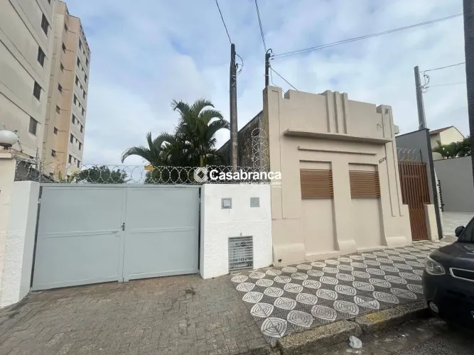 Casa à venda com 1 quarto e terreno 573 m², Rua Aparecida, Santa Rosália - Sorocaba/SP..
