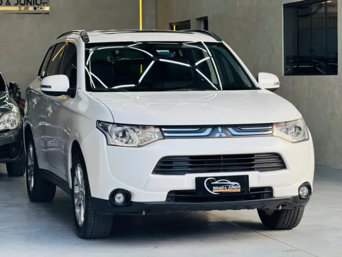 Mitsubishi Outlander 2.0 16V 160cv Aut. 2015