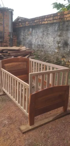 FABRICO BERÇO TODO EM MADEIRA