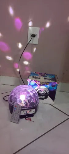 Luminária som