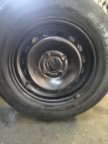 Vendo estepe com pneu aro 13