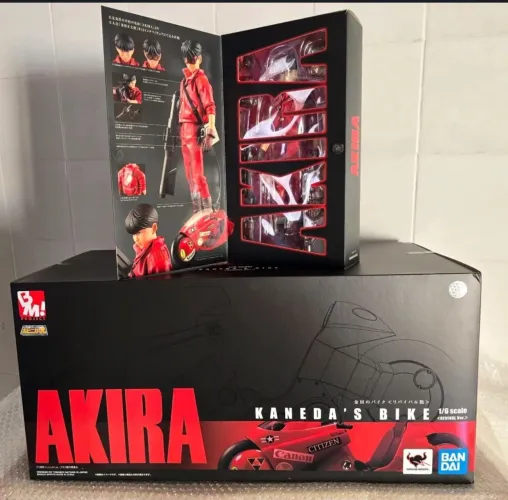 Akira kaneda + bike bandai