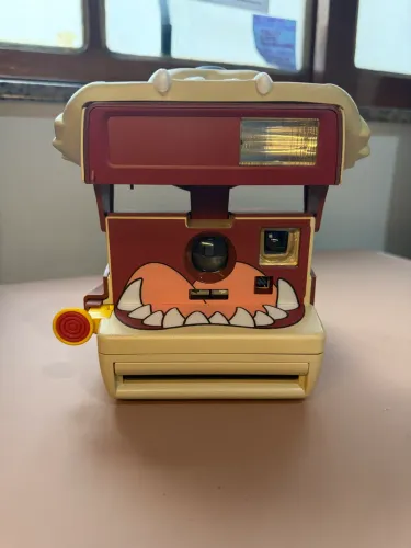 Câmera Polaroid Taz Mania - edição limitada