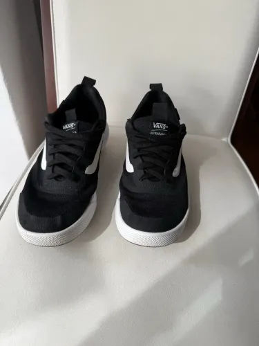 Tênis Vans Ultraranger