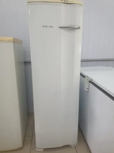 Freezer Vertical Eletrolux 