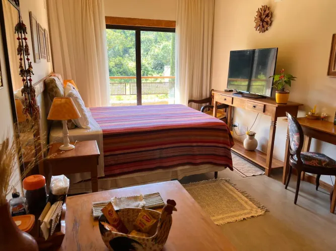 LOJA - APARTAMENTO E KITNET EM TIRADENTES