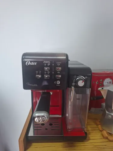 Cafeteira Oster Prima Latte