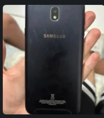 Celular Samsung Galaxy J7 Pro preto