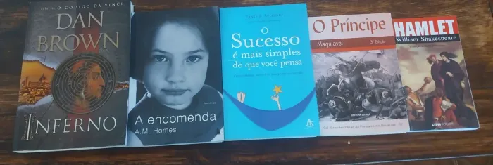 Lote de 5 livros (veja quais são os livros na descrição )
