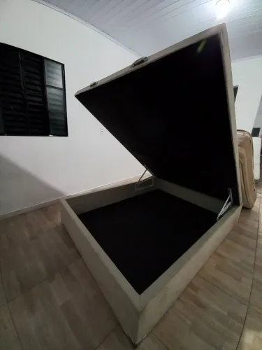 Cama Box com baú