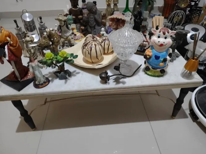 Mesa de centro de marmore
