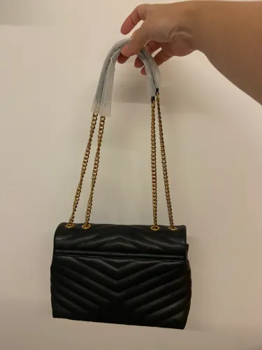 Bolsa couro preto legítimo loulou Yves Saint Laurent pode usar com alça grande ou dobrada 