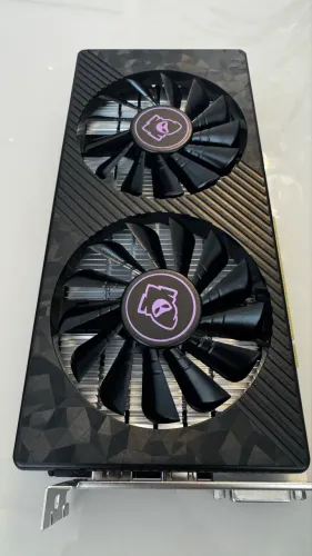 Placa de vídeo RX 590 GME 8GB
