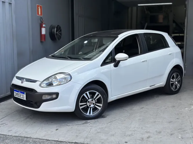 Fiat Punto Attractive 1.4 Fire Flex 8V 5P 2013