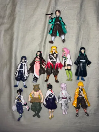 Coleção novo e lacrado de Demon Slayer (Vendo separadamente ou completo) LEIA! | Ipanema -