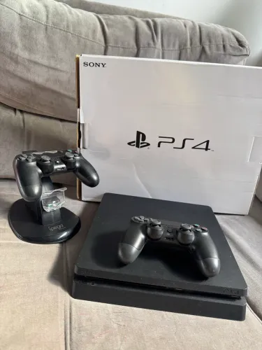 PS4 SLIM 1gb COMPLETO