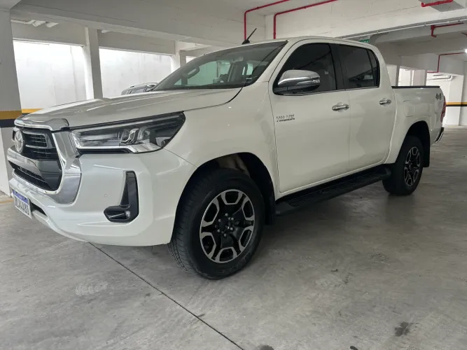 Toyota Hilux CD SRX 4X4 2.8 TDI 16V Diesel Aut. 2022