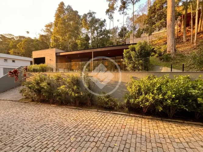 Casa à venda, 244 m² por R$ 1.170.000,00 - Cascata Imbuí - Teresópolis/RJ codigo: 390799