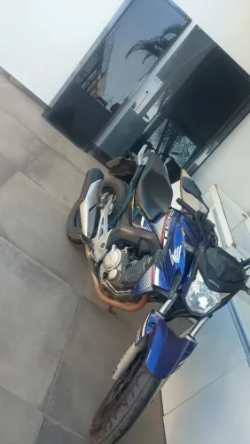 Moto Twister 250 top tem 3 parcela mais eu assumo