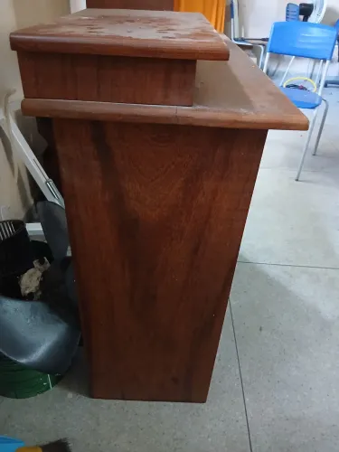 Rak madeira de lei $300