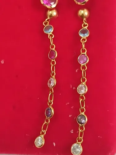 Par de brincos ouro 18k pedras coloridas 1,3g