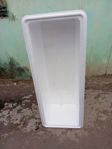 Caixa de isopor grande
