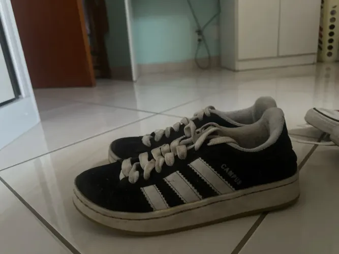 tênis usado campus e all star 