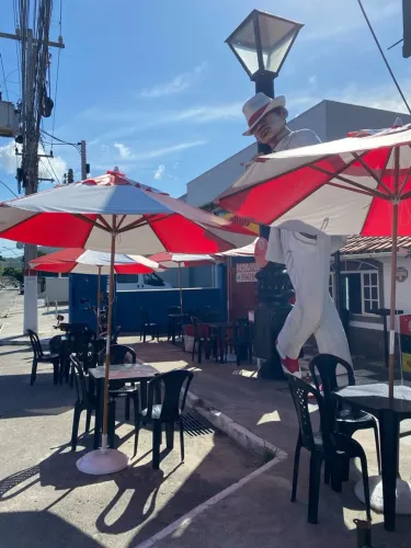 Vendo Bar com Loja dentro 