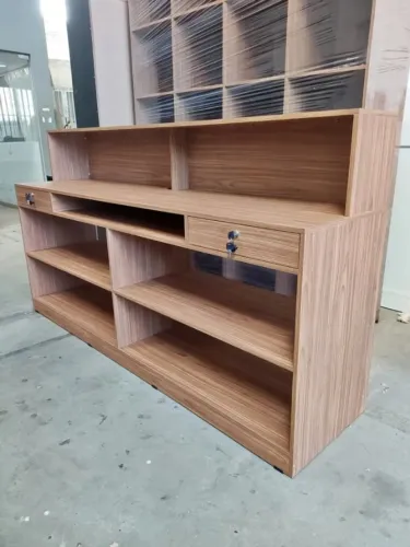 Balcão MDF Atendimento - com expositor