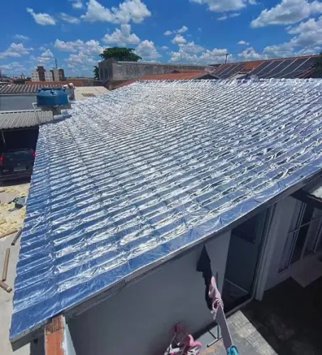Vazamento? Época de chuvas evite goteira e infiltrações, Aplicamos manta asfáltica