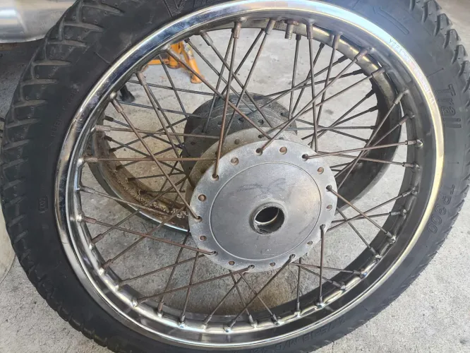 Aro 18 De moto Cg