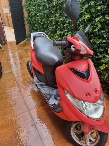 Suzuki Burgman 125 2006/2007 14.000km único dono. ÓTIMO PREÇO