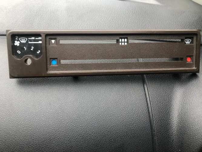 Moldura ar forçado gol parati saveiro marrom ORIGINAL VW