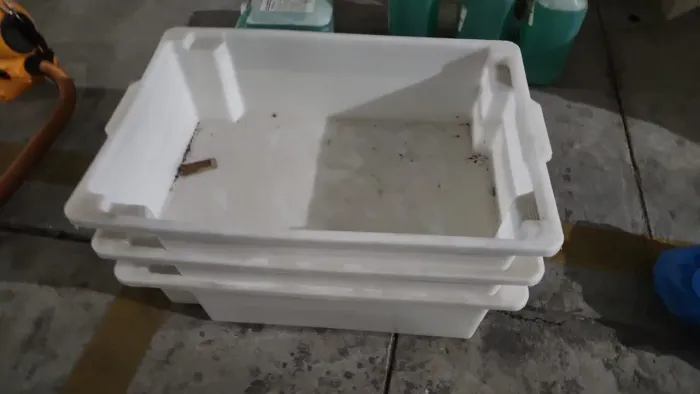 Caixa plástica pescado frigorifico  40l